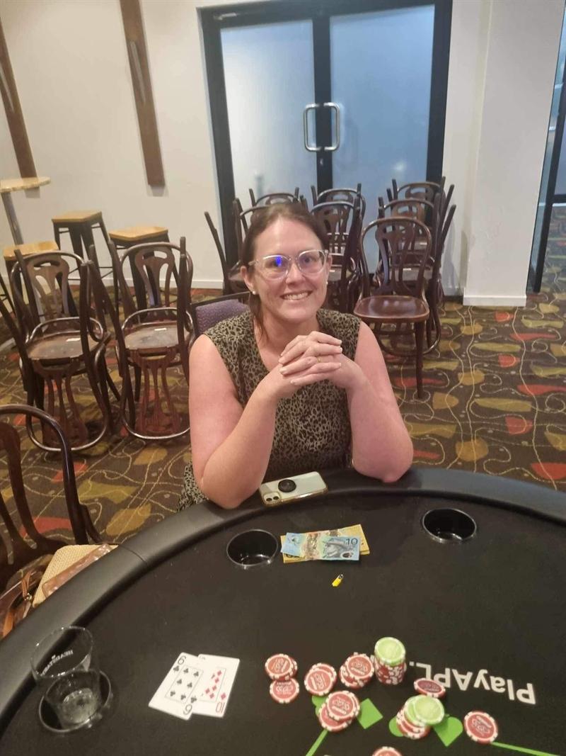 Thursday Night Poker at The Queens