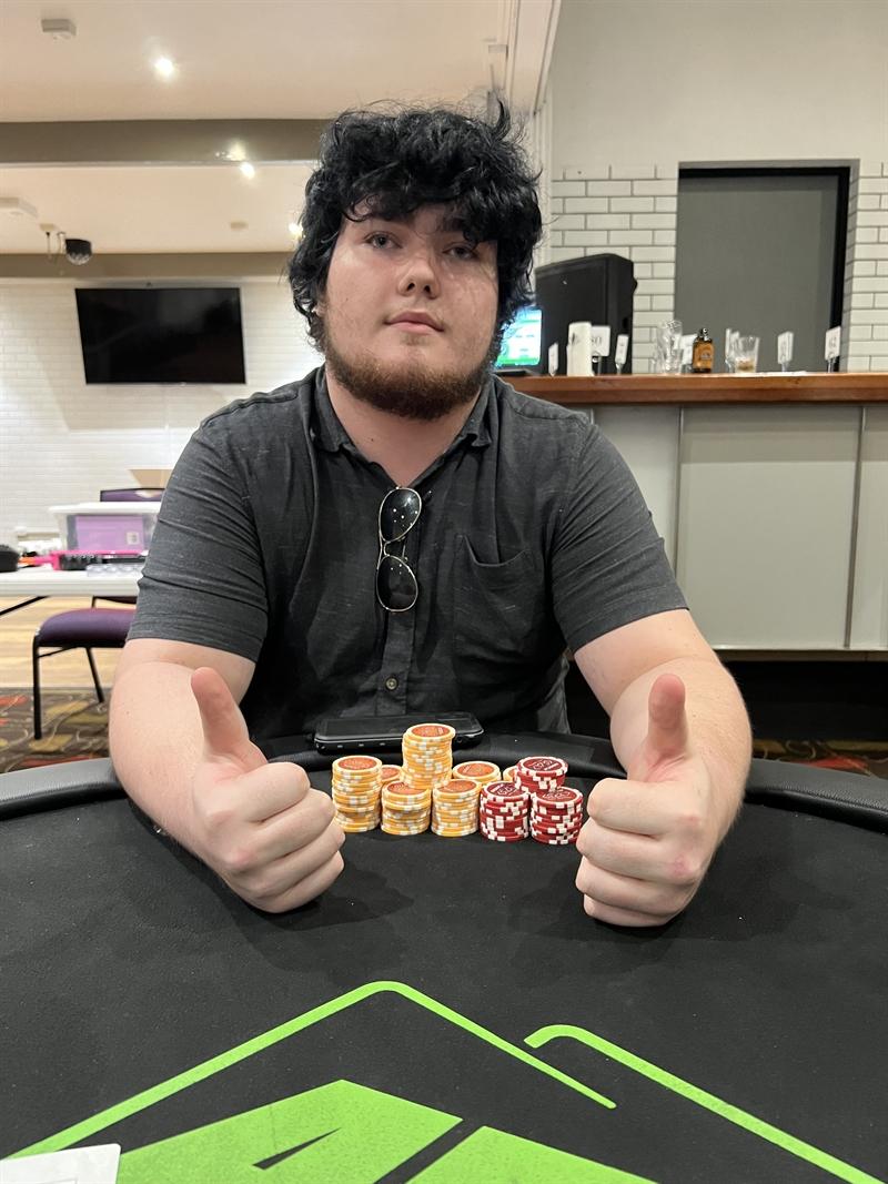 Thursday Night Poker at The Queens